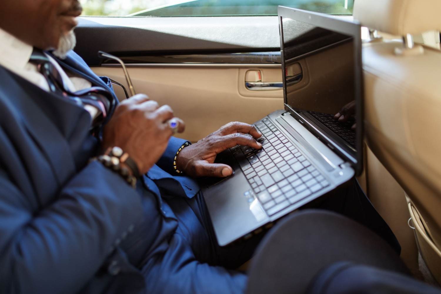 Corporate transportation service